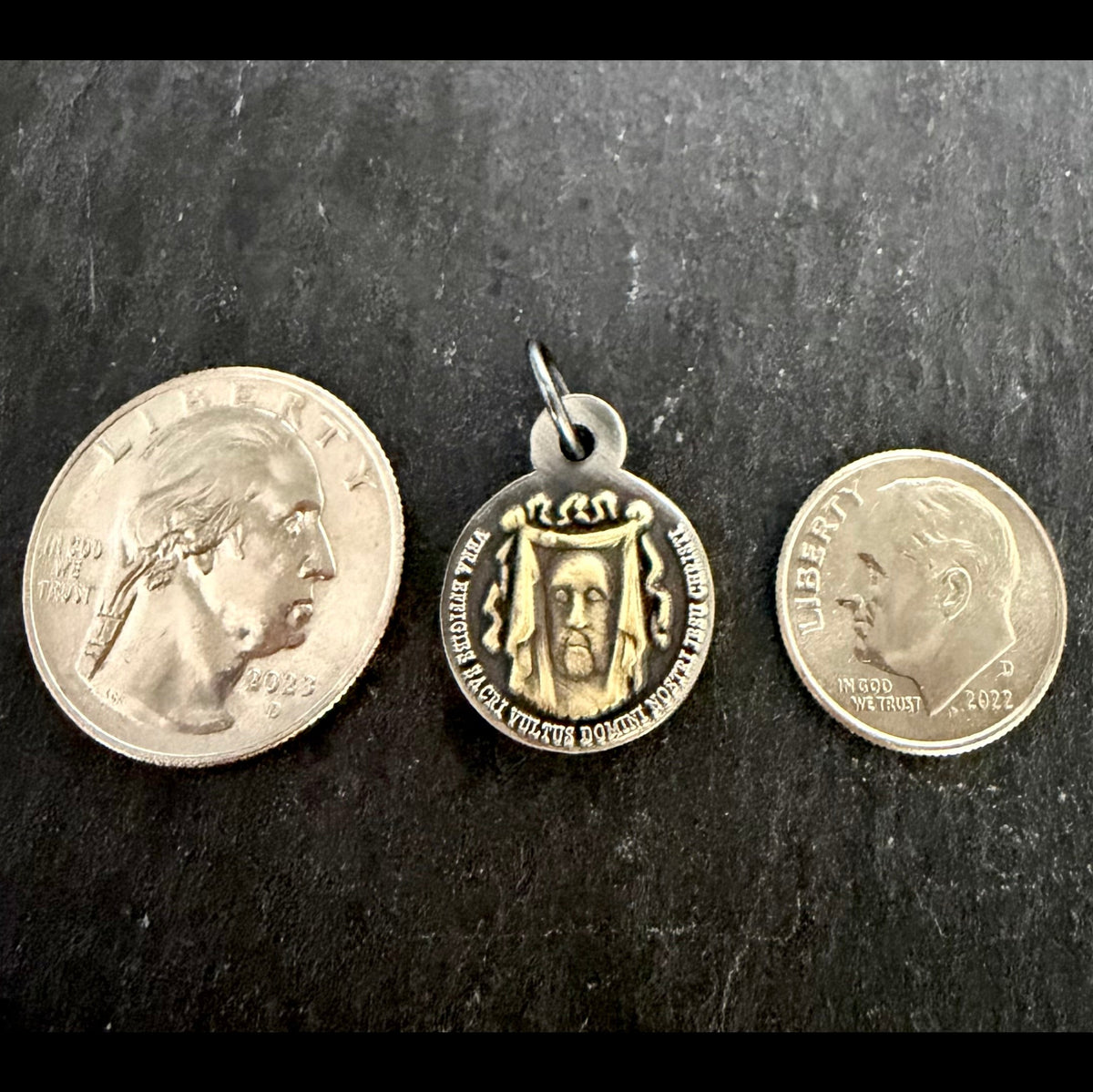 Holy Face Medal (Veil of Veronica) w/ Pieta: 5/8" ALLOY- Two-tone (Silver/Gold)