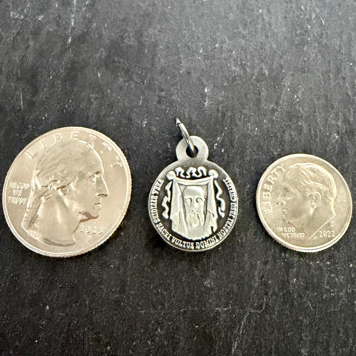 Holy Face Medal (Veil of Veronica) w/ Pieta: 5/8" ALLOY- Antique Siver/Gunmetal