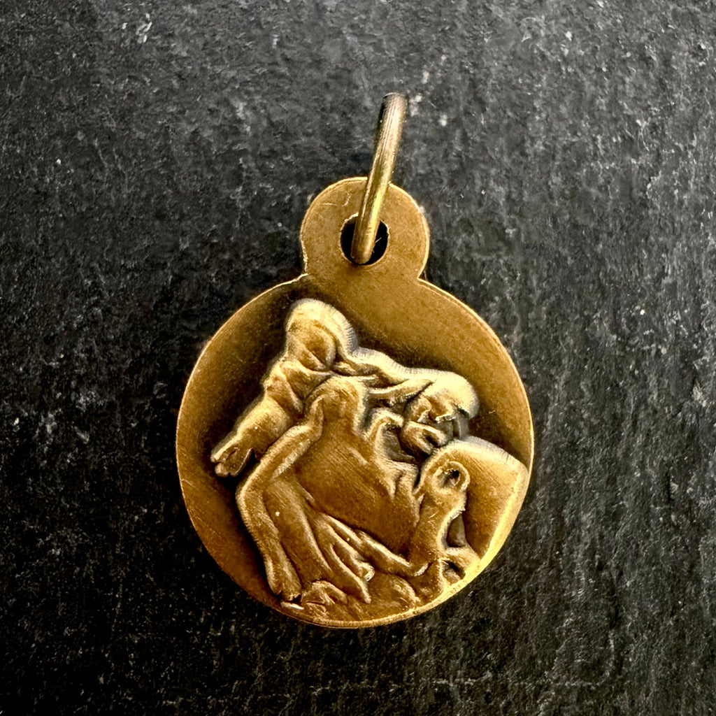 Holy Face Medal (Veil of Veronica) w/ Pieta: 5/8" ALLOY- Antique Gold