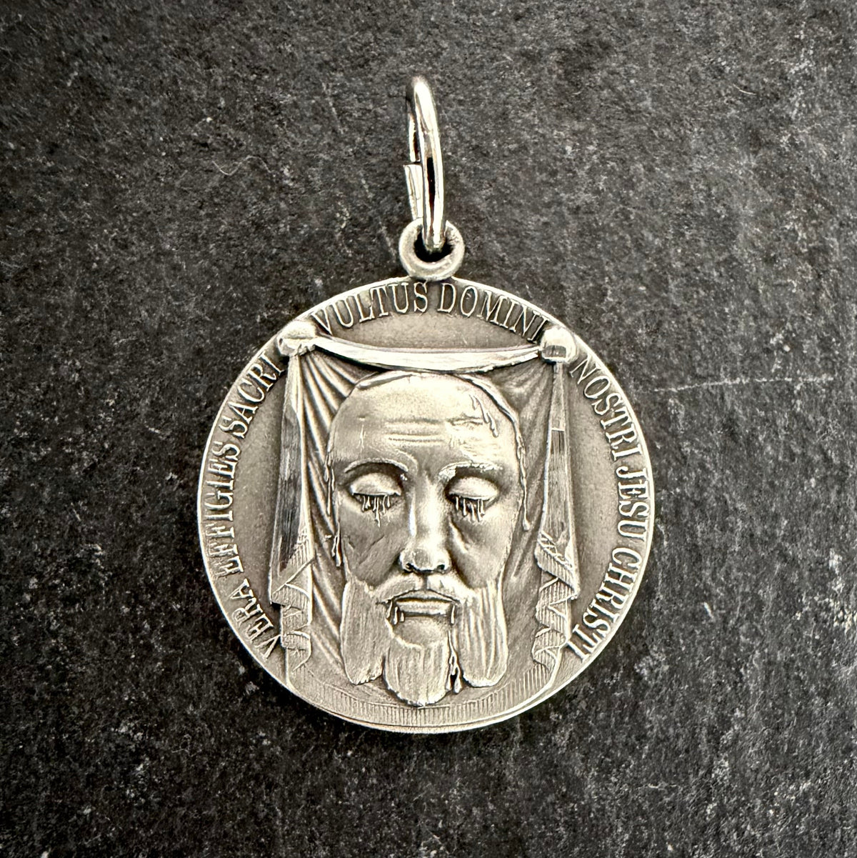 Holy Face Medal (Veil of Veronica) w/ Pieta: 3/4" PEWTER- Antique Silver